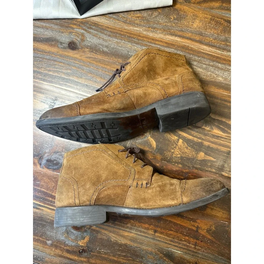 Clarks Mens Suede Chukka Boots Tan Brown Cap Toe Lace Up Ankle Boots 12M 63291